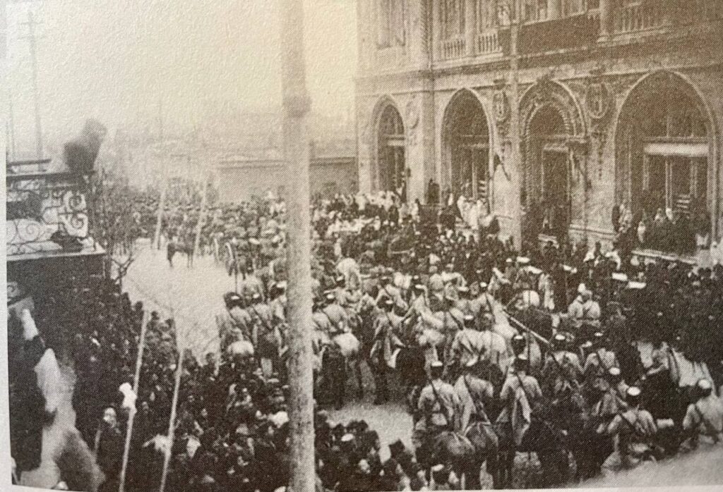 Foto "Xilaskar ordu" kitabından