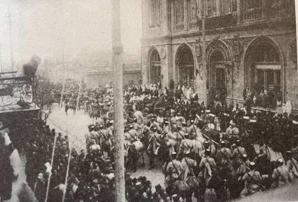 Foto "Xilaskar ordu" kitabından