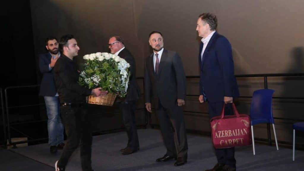 Foto Report.az saytı