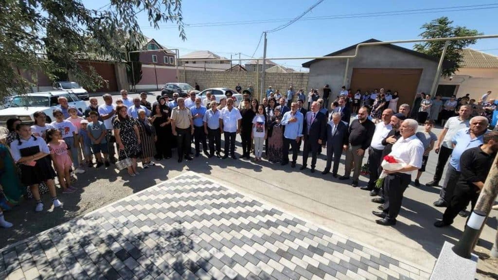 şəhidin abidə kompleksinin açılış mərasimi olub