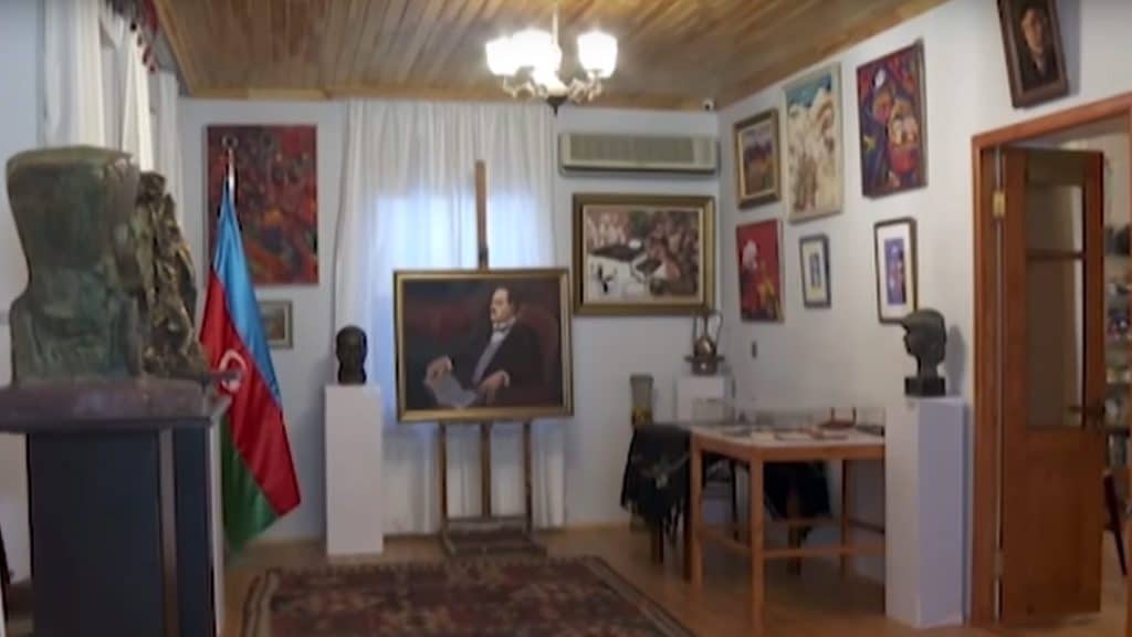 Foto AzTv-nin rəsmi saytı