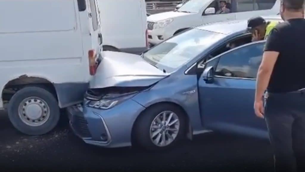 Avtovağzalın yaxınlığında zəncirvari qəza baş verib