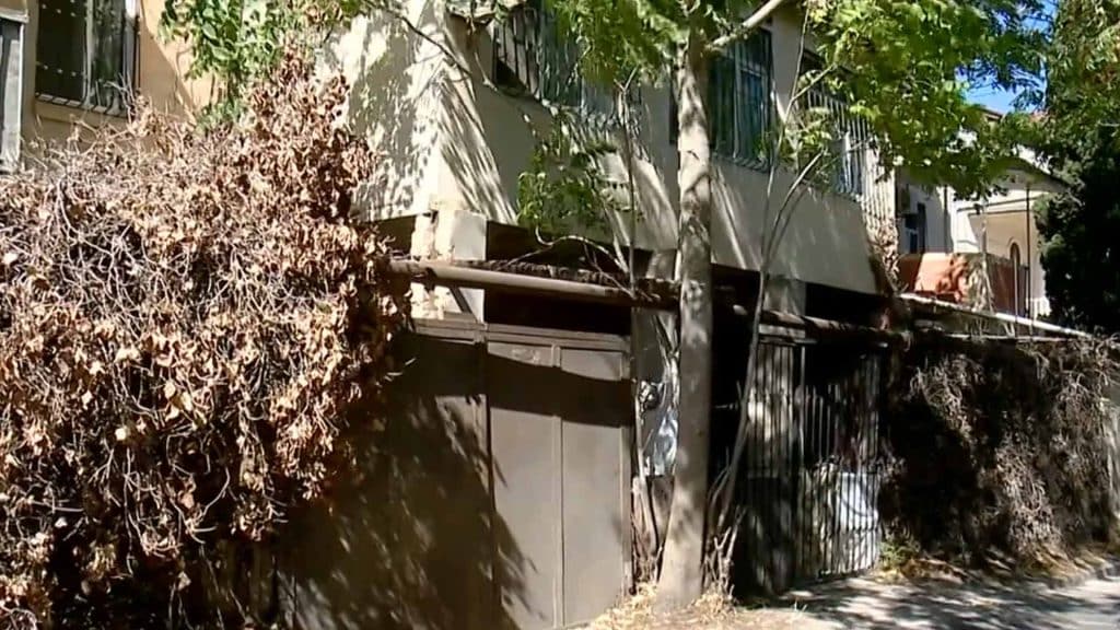 GBak;xanovda piyada səkiləri zəbt olunub