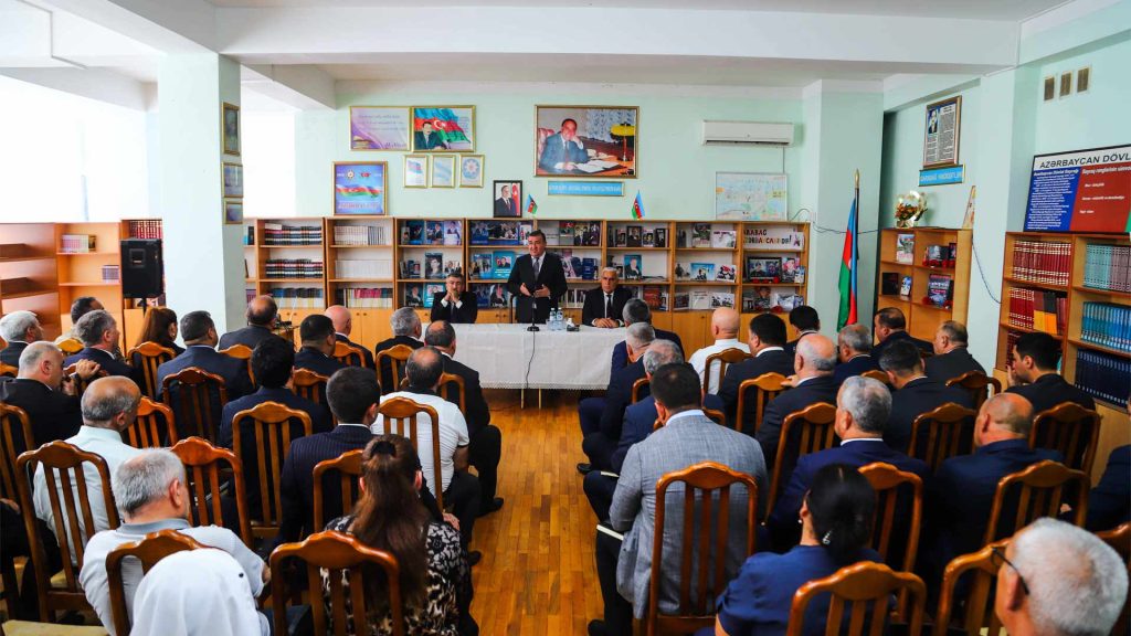 Xətai rayonunda növbəti səyyar görüş keçirilib