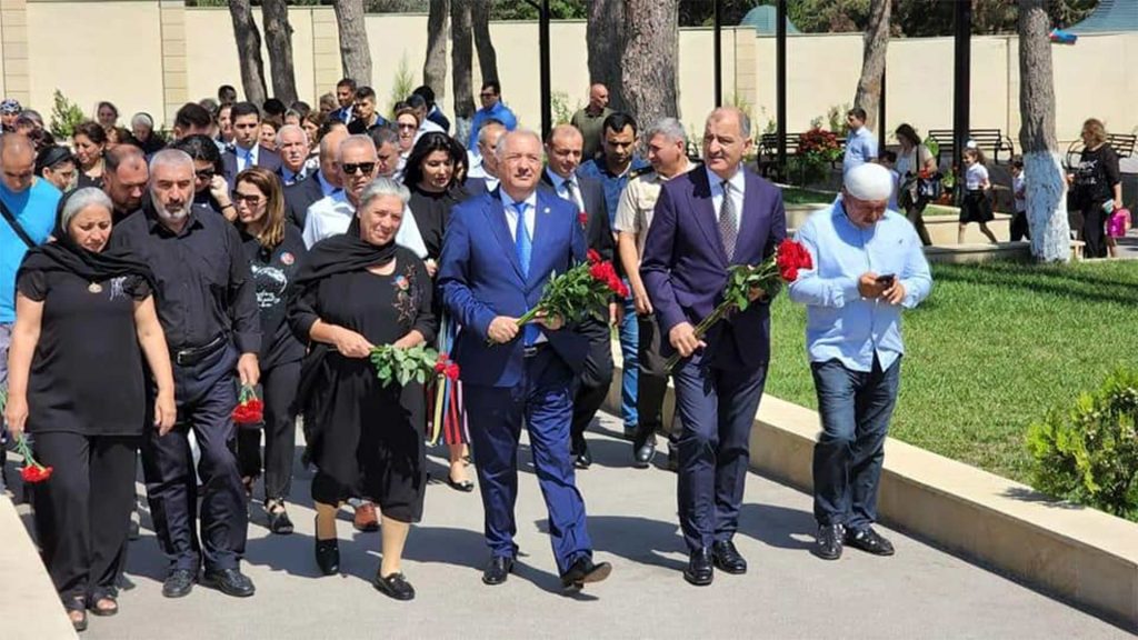 Şahmar Səfərovun əziz xatirəsini yad ediblər