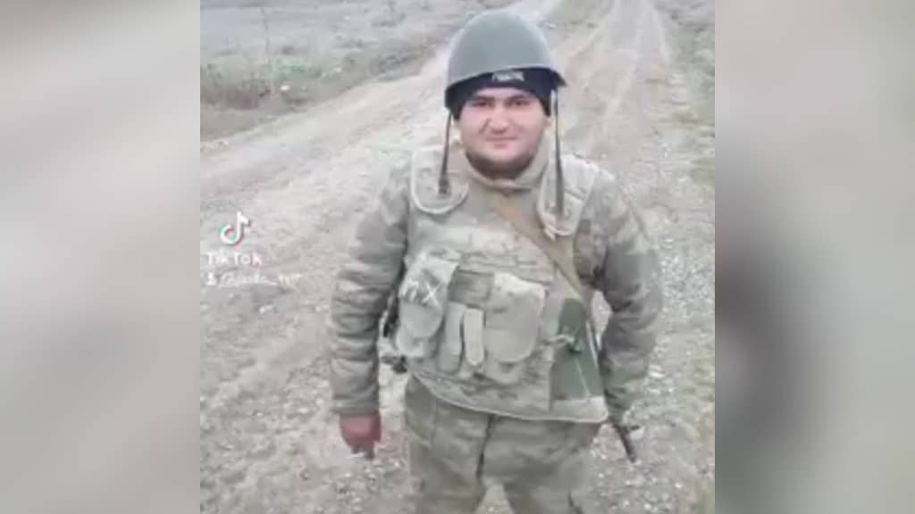 Toydan çıxan müharibə iştirakçısını “KamAZ” vuraraq öldürüb