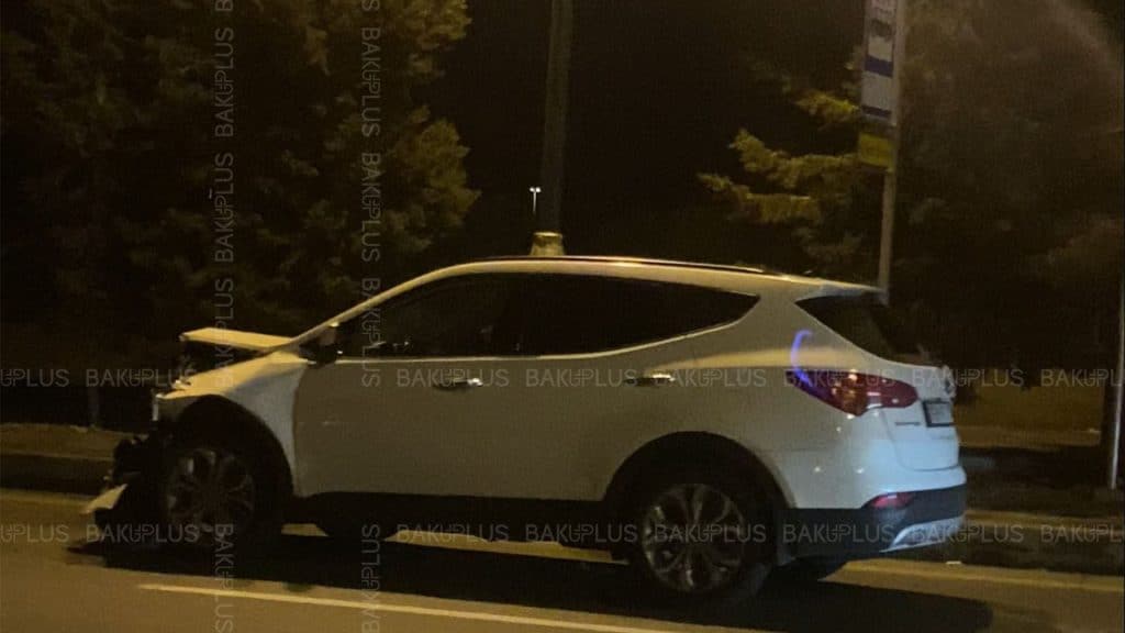 Hyundai Mercedes-ə çarpılıb