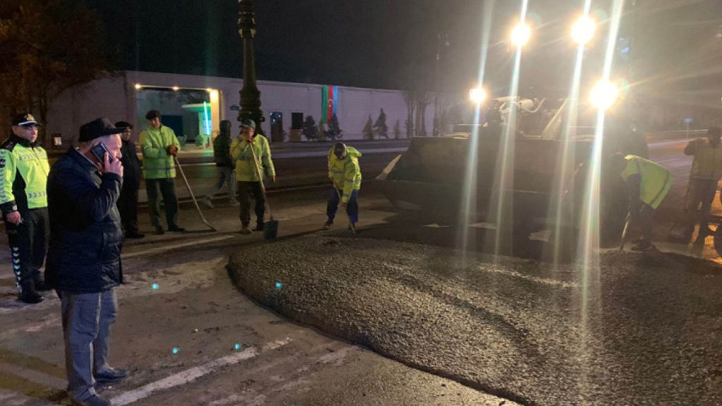 Ziya Bünyadov prospektində “KamAZ” və “Opel” toqquşub