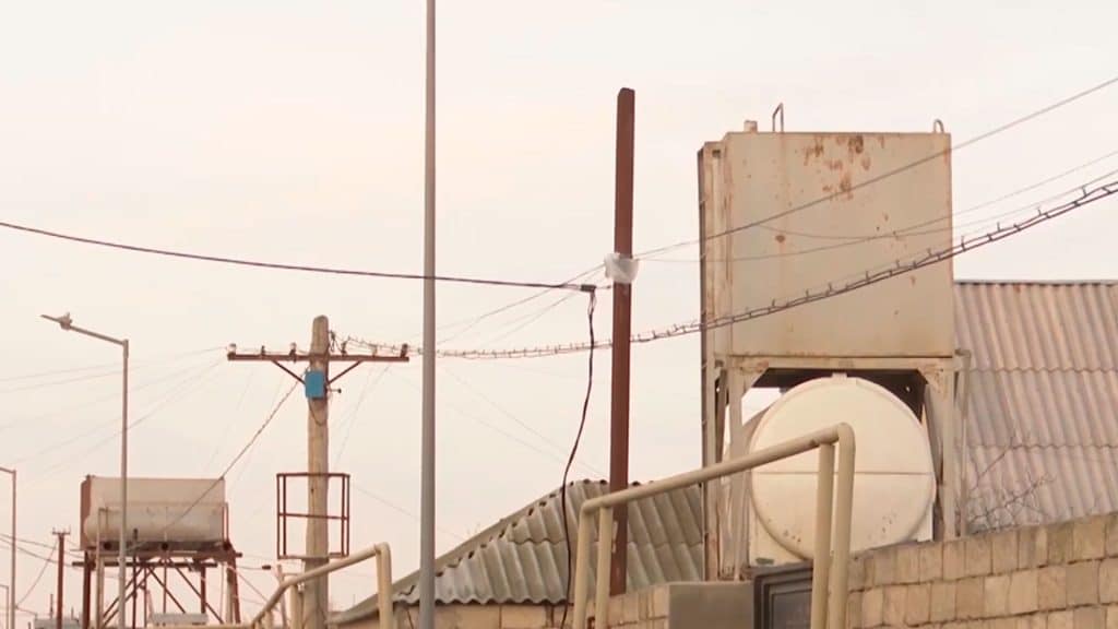 Türkan qəsəbəsi, Üzümçülük sovxozu adlanan ərazidə minlərlə sakin susuz qalıb