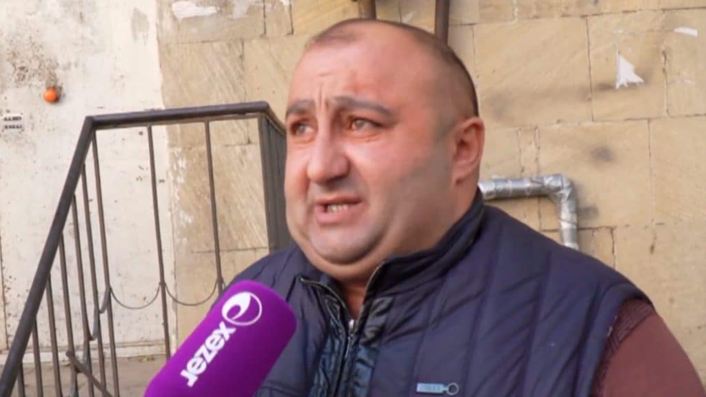 Bakıda kişiyə qumbara gətirən “karqo şirkətinin əməkdaşı” saxlanılıb