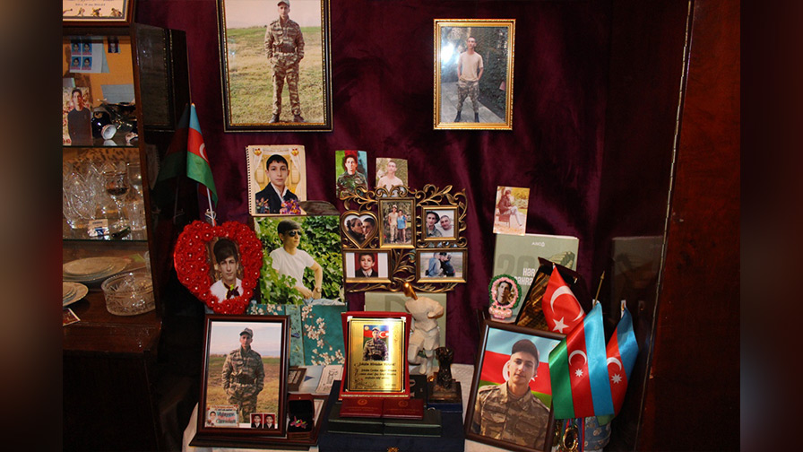 Səbail rayonunda şəhidin ailə üzvləri ziyarət olunublar