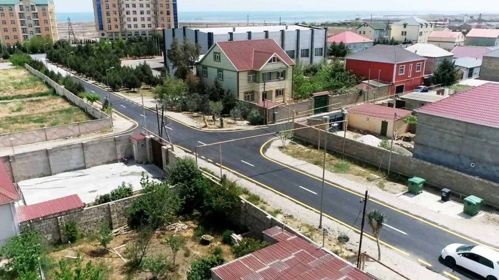 Pirallahıda yolalr təmir olunub