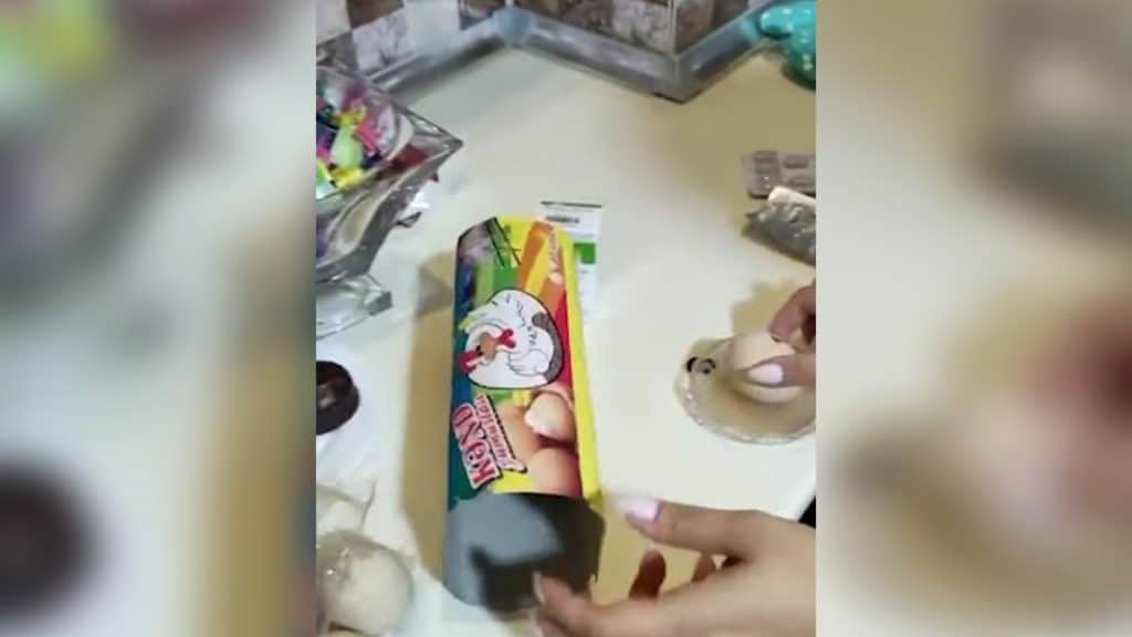 mağazadan aldığı yumurtaların hamısı xarab çıxıb