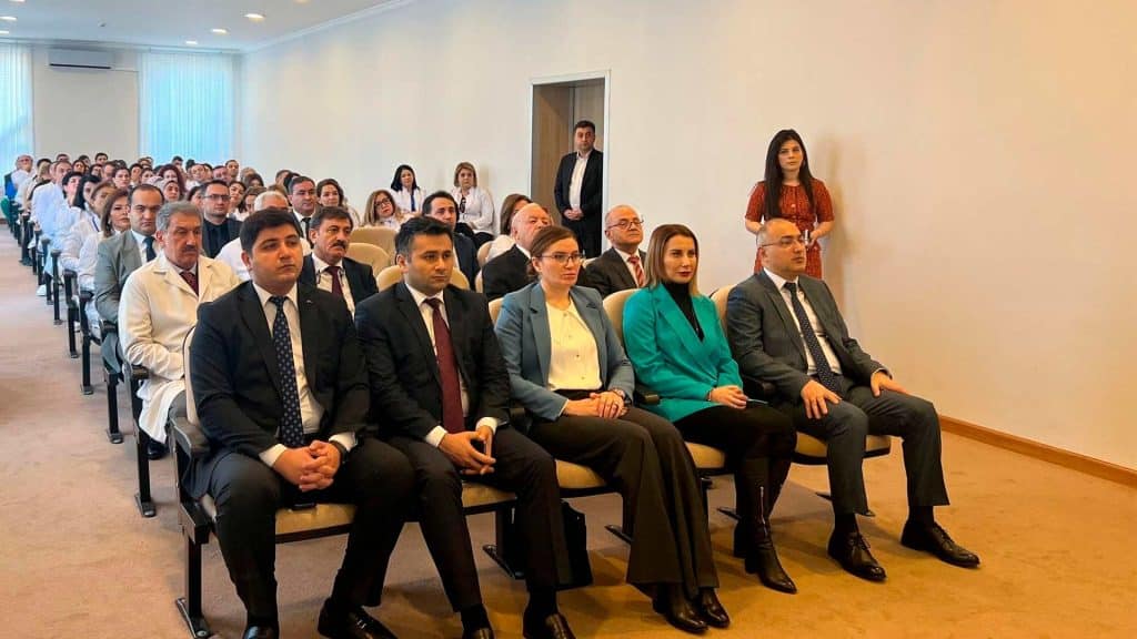 Respublika Klinik Xəstəxanasına yeni rəhbər təyin olunub