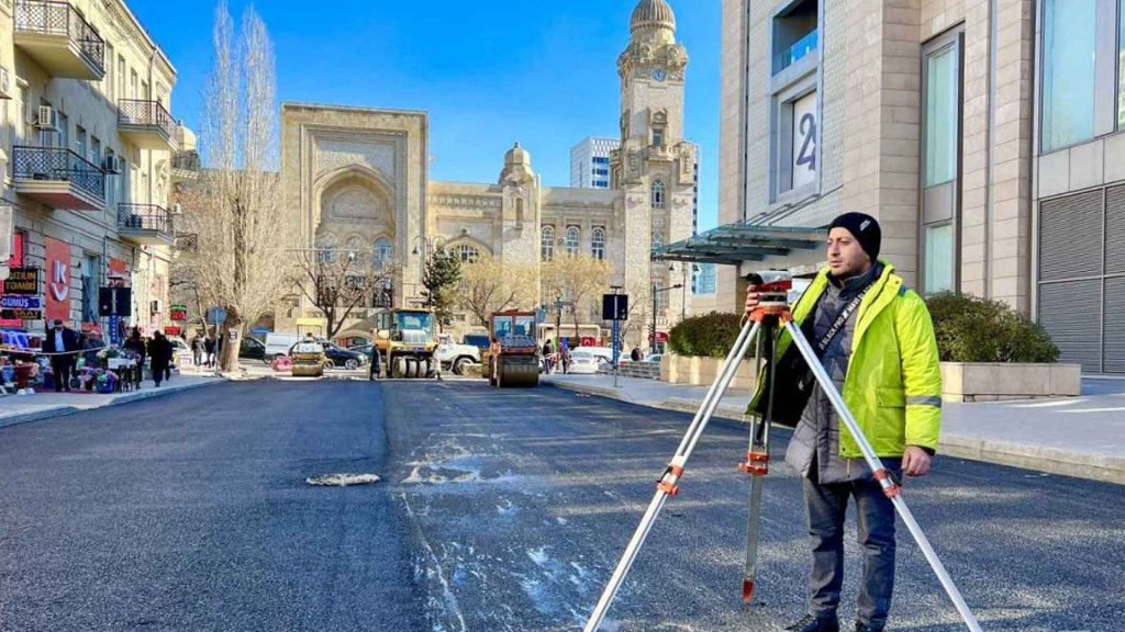 “28 Mall” yaxınlığında avtomobil yolu bağlanıb