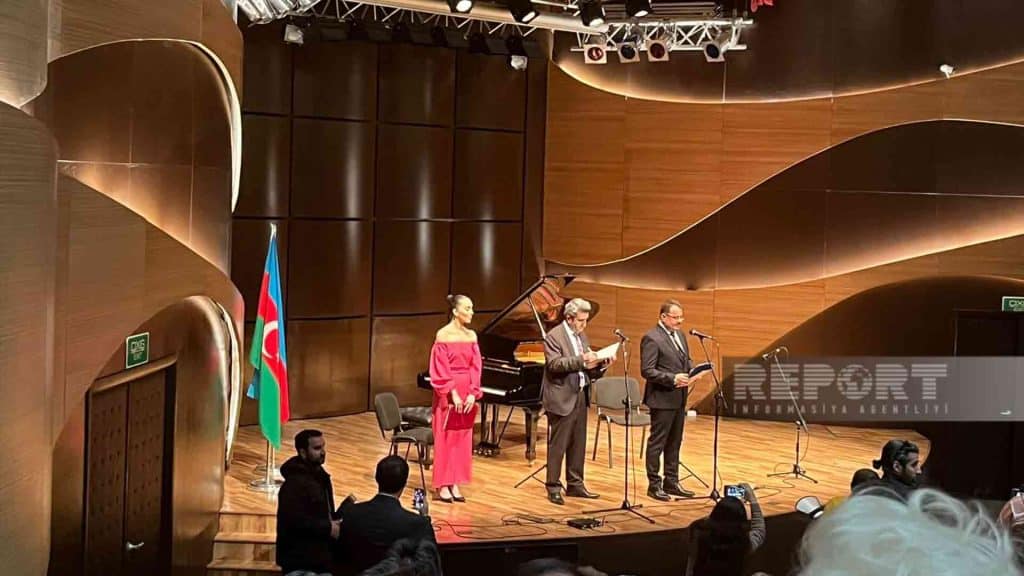 Avropa İttifaqının 15 illiyi qeyd edilib