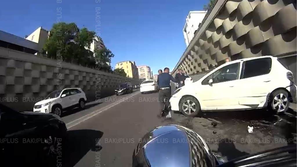 Nərimanov rayonunda avtomobil qəza törədib