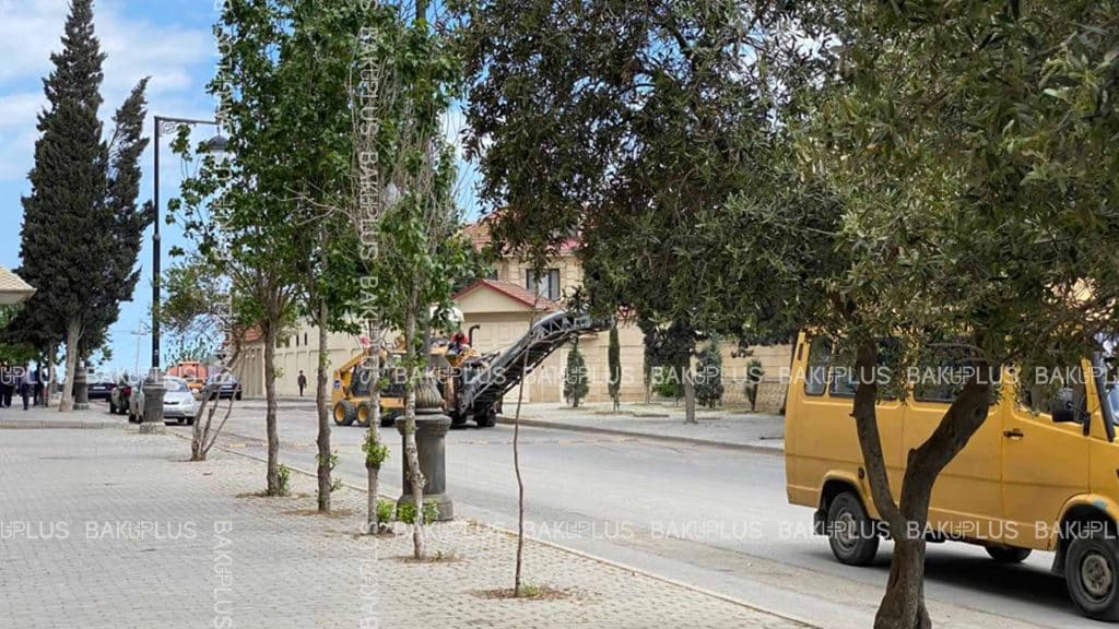 Buzovna qəsəbəsində təmir-bərpa işləri aparılır