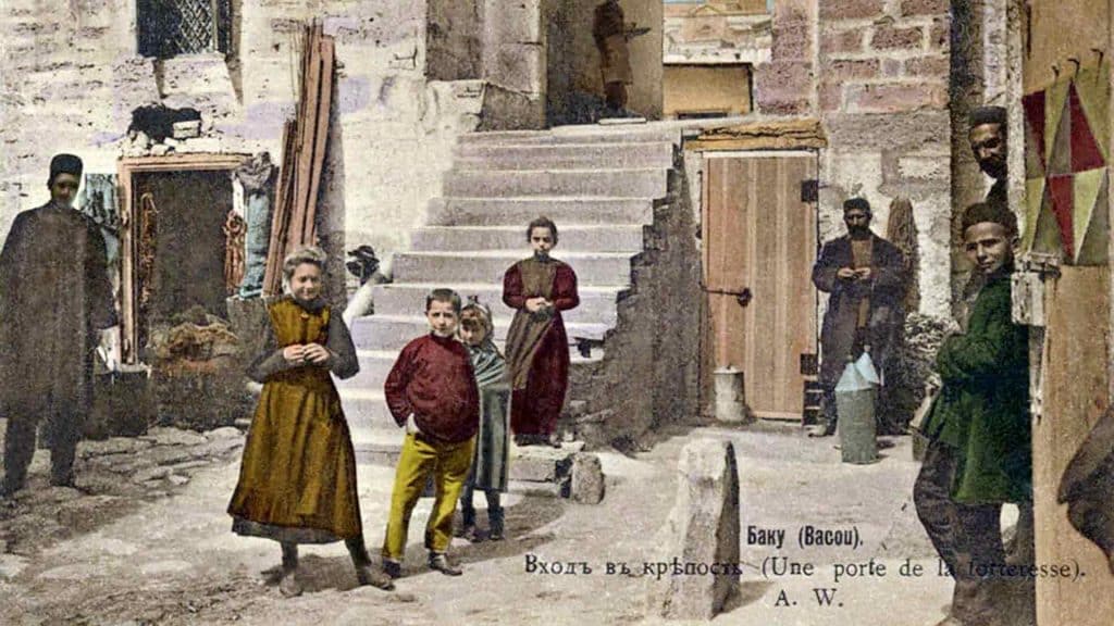 Keçmişdə dəniz sahilində yerləşən Xan karvansarayı