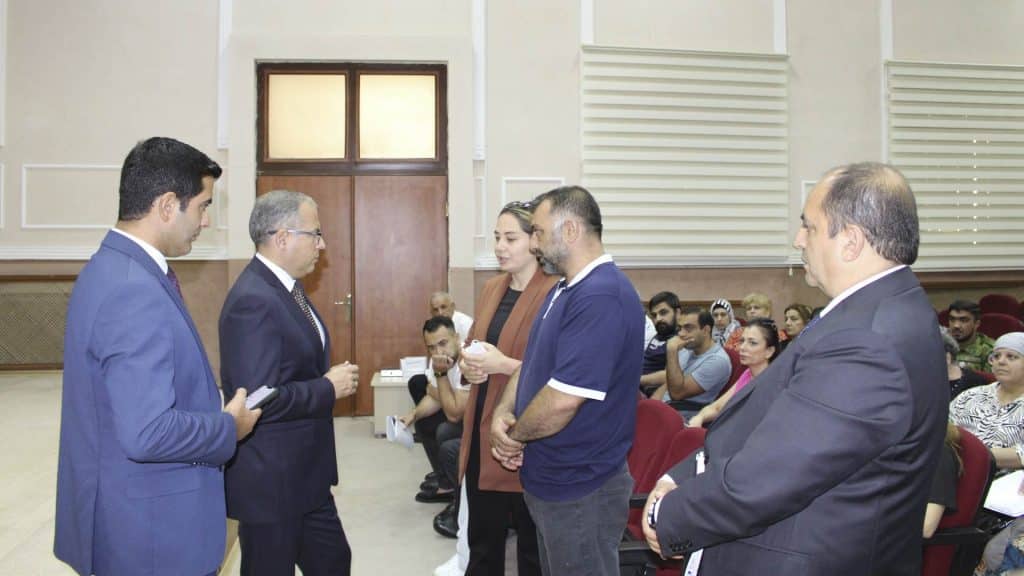 Səbail rayon icra başçısı sakinlərlə görüş keçirib