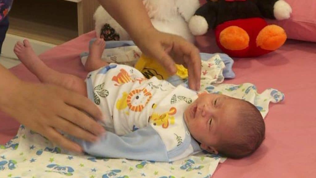 Salyanda çöldə tapılan körpə Bakıya gətirilib