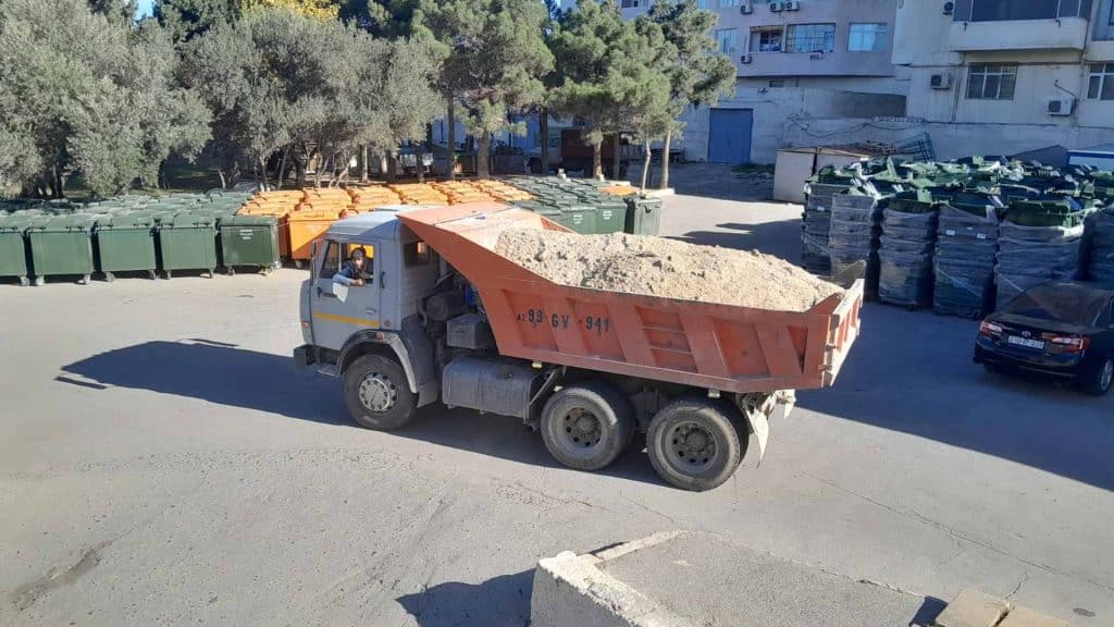 Xətai rayonunda qış mövsümünə hazırlıq işləri aparılır