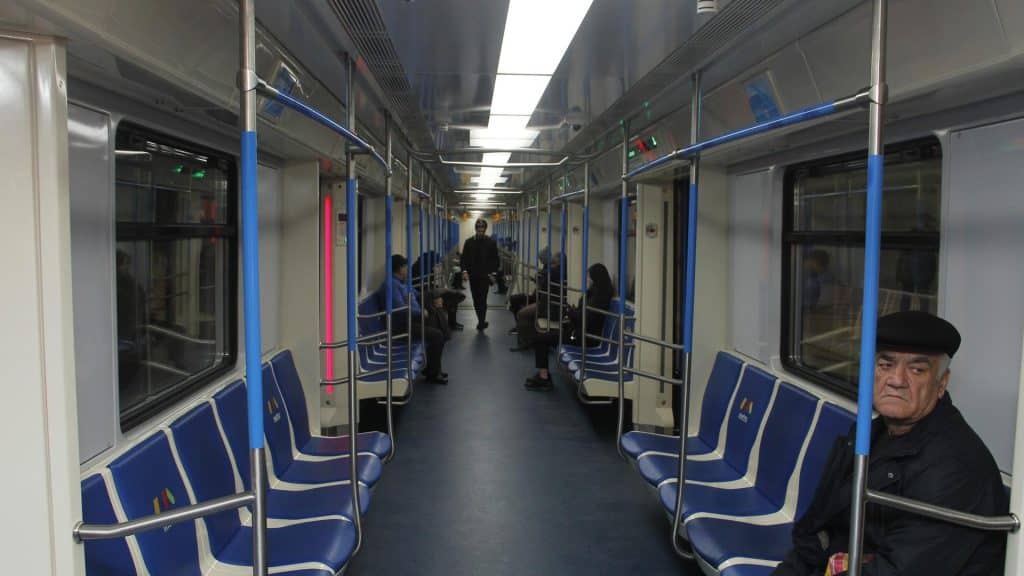 Bakı metrosunda yeni nəsil qatarların sayı artıb