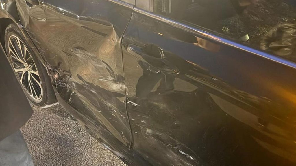 Nəsimidə qəzadan qaçan “Prius” nömrəsini düşürdüb
