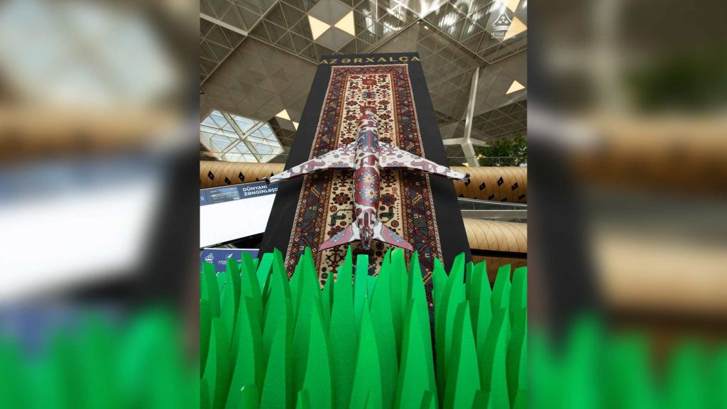 Heydər Əliyev Aeroportunda bayram ab-havası yaradılıb