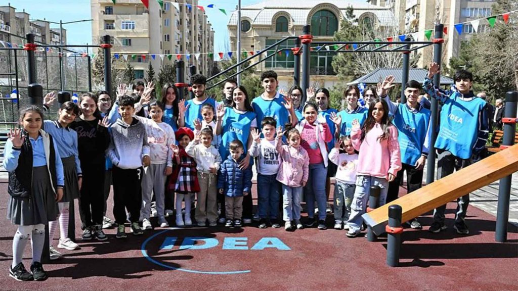 Sabunçu rayonunda “Bizim həyət” sakinlərin istifadəsinə verilib