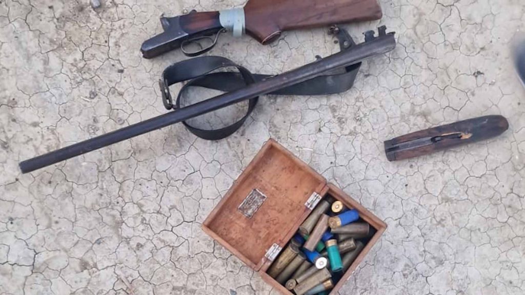 Bakıda fermadan tapança oğurlanıb