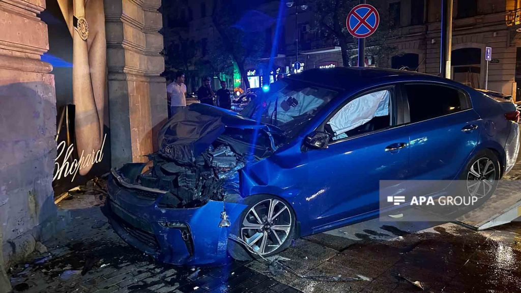 Nəsimi rayonunda avtoqəza: 5 nəfər xəsarət alıb