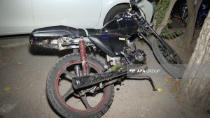 Yasamalda moped avtomobillə toqquşub