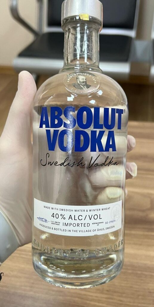 Bakının mərkəzindəki marketdə saxta araqlar aşkarlandı