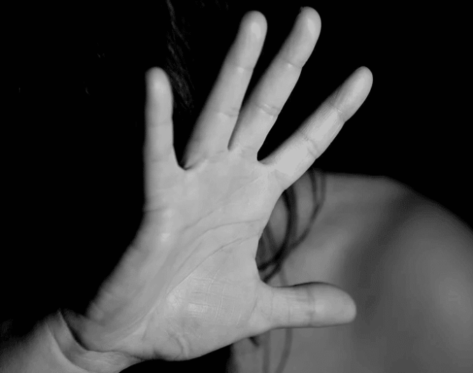 Bakıda 16 yaşlı qıza 3 nəfər təcavüz edib