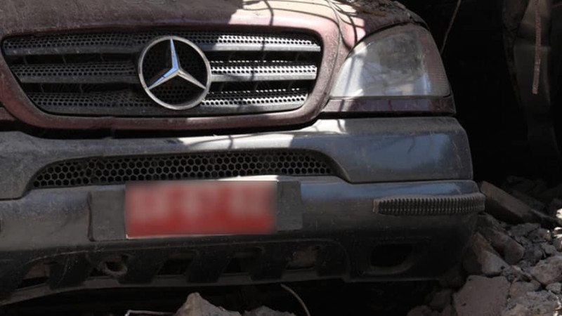 Bakıda səfirliyə məxsus avtomobil qəzaya uğrayıb