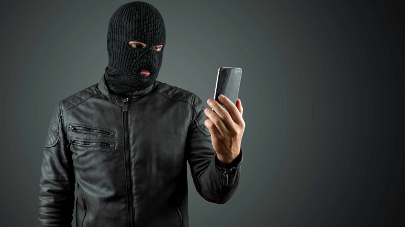 Bakıda telefon oğurlayan şəxslər saxlanılıblar