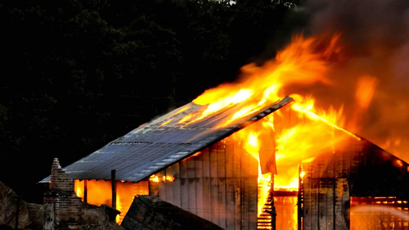 Suraxanı rayonunda yanğın qeydə alınıb