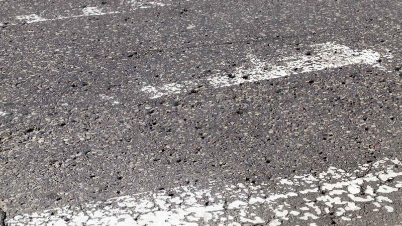 Bakıda piyada zolaqlarının düzgün yerlərdə çəkilməməsi sakinləri narahat edir