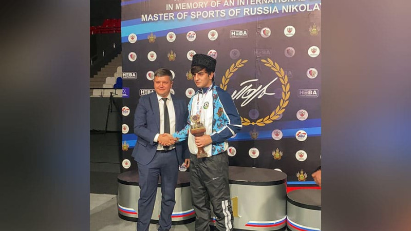 Bakılı boksçu Rusiyada xatirə turnirində bürünc medal qazanıb