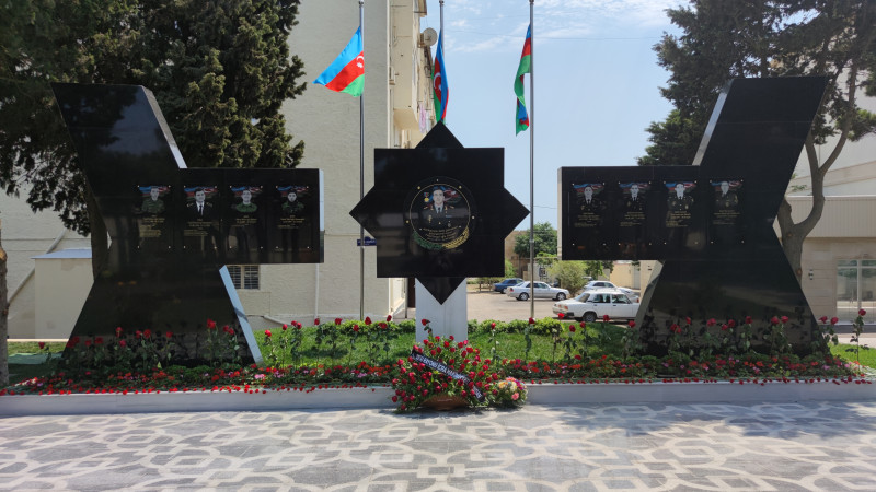 Polad Həşimovun adını daşıyan küçənin sakinləri aparılmış adablıq işlərindən narazıdırlar
