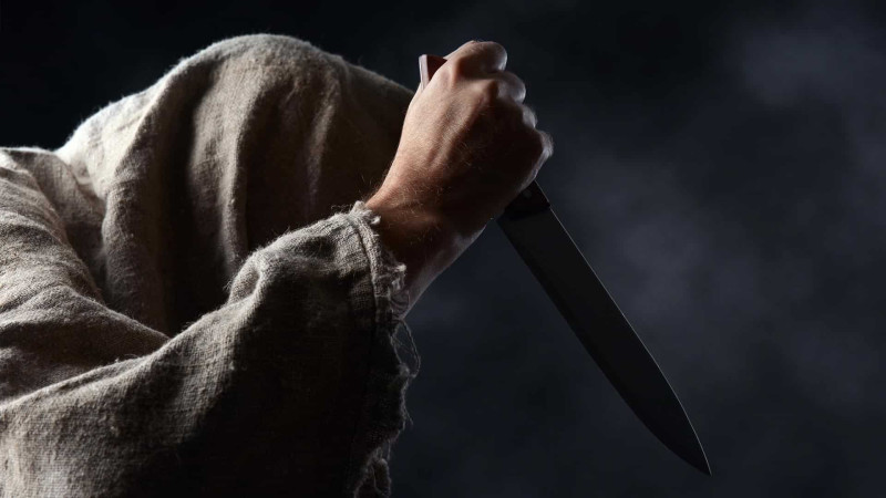 Nərimanov rayonunda oğul anasını bıçaqlayıb