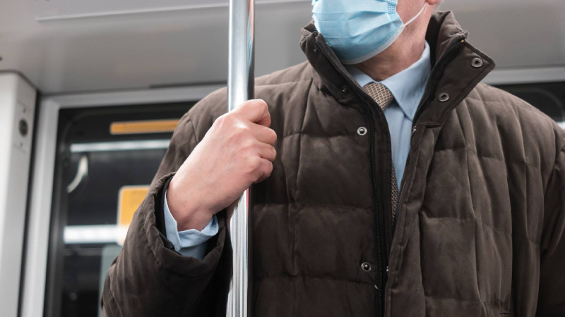 Koronavirus xəstəsi Bakı metrosunda saxlanılıb