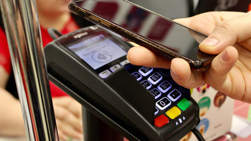 Noyabr ayından etibarən ölkədə Apple Pay sistemi işə salınacaq