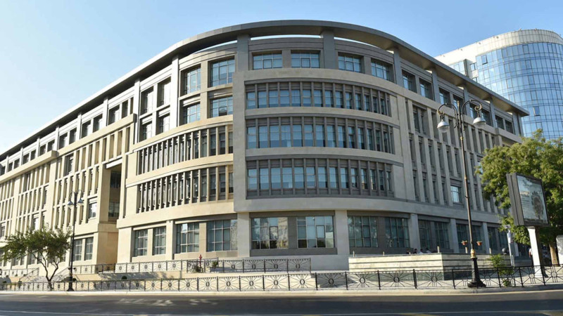 Bakıdakı məktəbdə distant təhsil 10 gün uzadılır