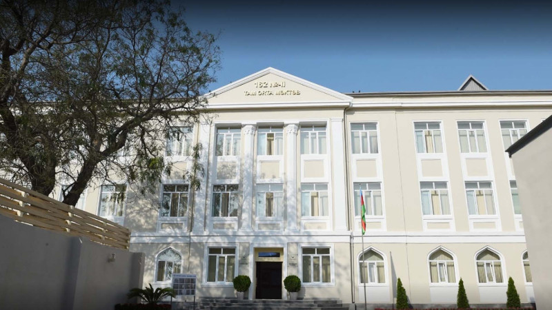 Səbail rayonundakı 162 nömrəli məktəbin bir sinifi distant təhsilə keçib