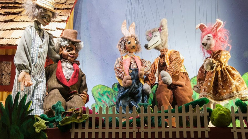 Gənc Tamaşaçılar Teatrının tamaşaları başqa teatrların səhnəsində baş tutacaq