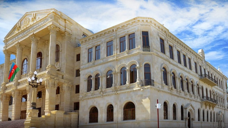 700 min manatdan çox pul mənimsəyən qadına qarşı cinayət işi açılıb