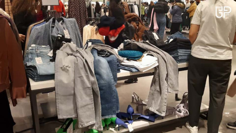 Paytaxt mağazalarında “Black Friday” endirimləri müşahidə olunur