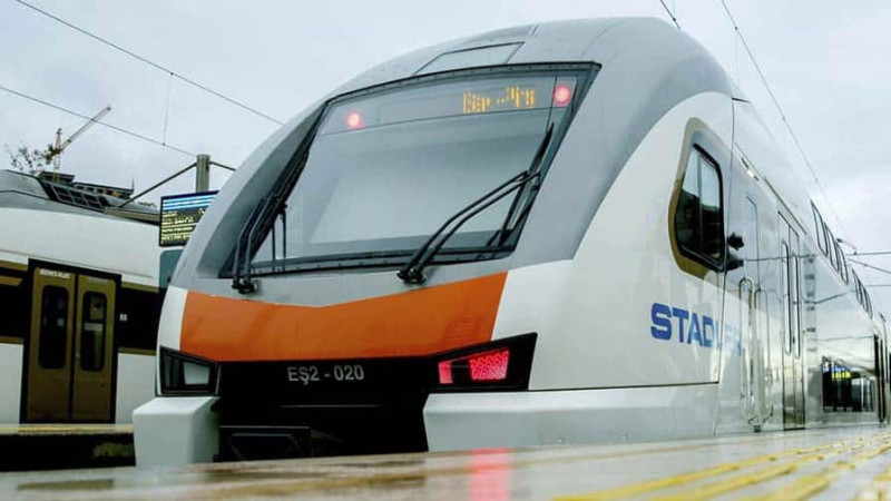 Bakı-Sumqayıt-Bakı elektrik qatarlarının sürəti azaldılıb